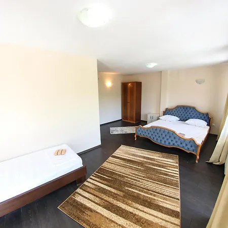 Hayat Hills * Sarajevo