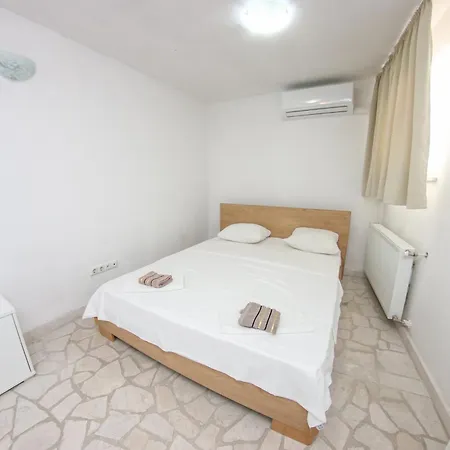 Hayat Hills Lejlighed